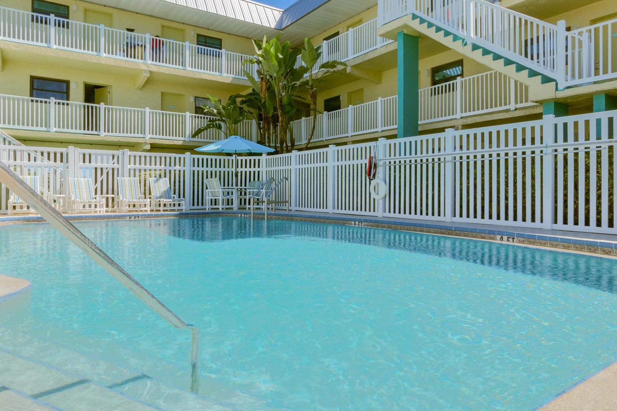 Tuckaway Shores Resort Melbourne Exterior foto